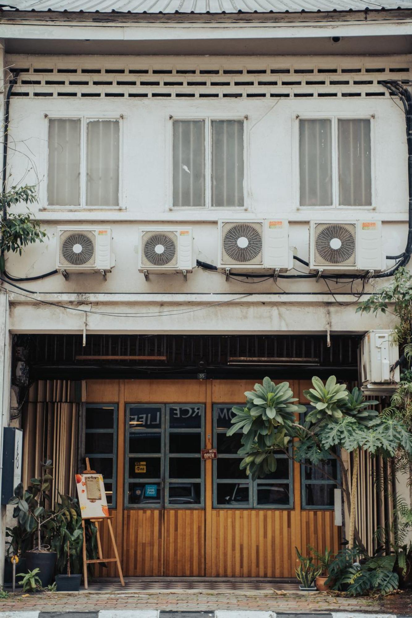 De Cafe & Rest House อิโปห์ ภายนอก รูปภาพ